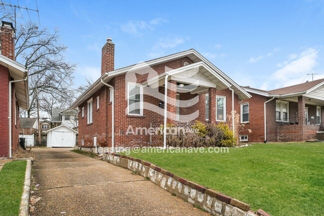 1089 Pennsylvania Ave in University City, MO - Foto de edificio - Building Photo