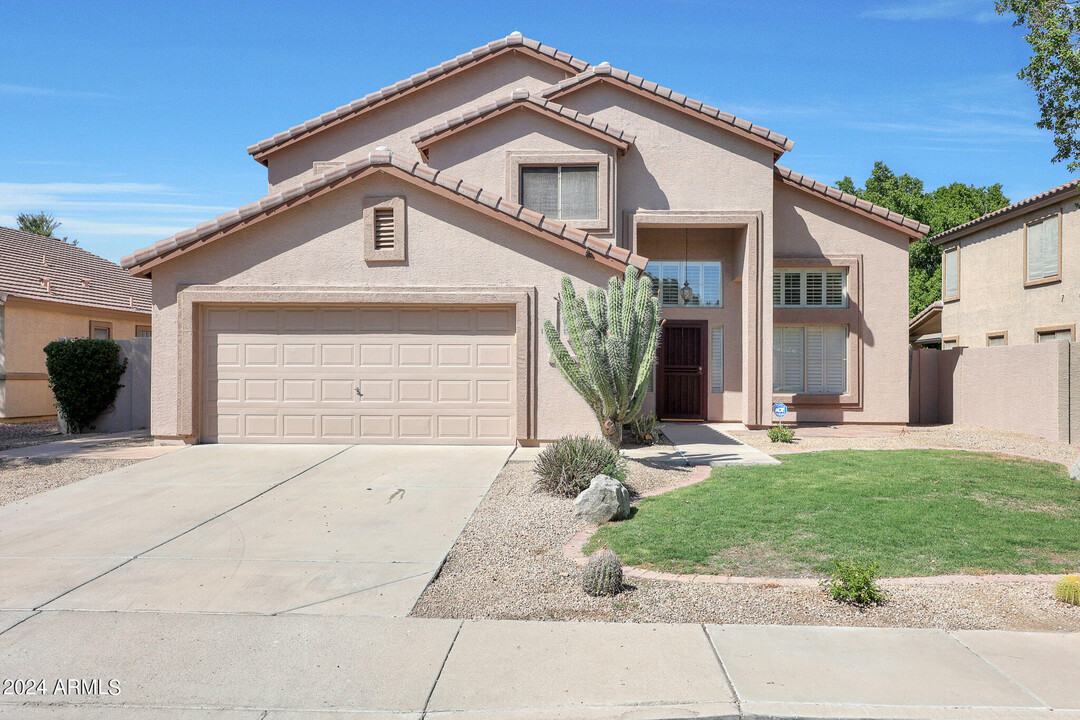 6764 W Firebird Dr in Glendale, AZ - Building Photo