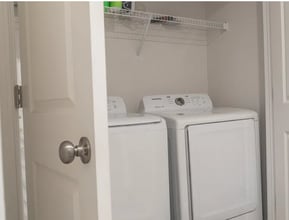 203 Hartland Pl in Simpsonville, SC - Foto de edificio - Building Photo