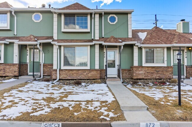 Upgraded 3-Bed Townhome Just Minutes from in Colorado Springs, CO - Building Photo - Building Photo