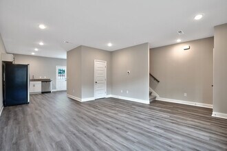2500 Tiny Town Rd, Unit 2 Bedroom Unit in Clarksville, TN - Building Photo - Building Photo