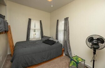 611 4th Ave NW, Unit A in Austin, MN - Foto de edificio - Building Photo