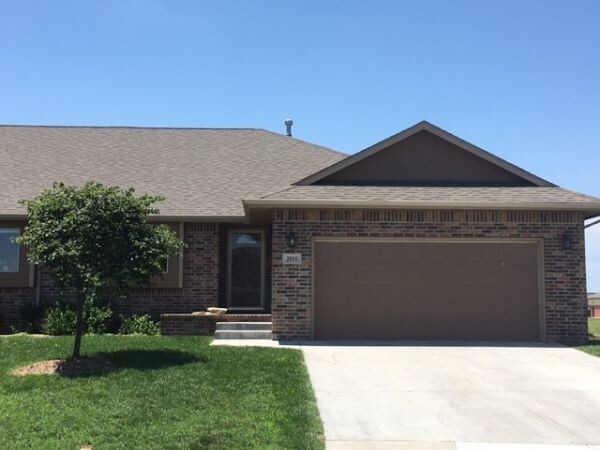 2011 N Harvest Rdg St in Andover, KS - Building Photo
