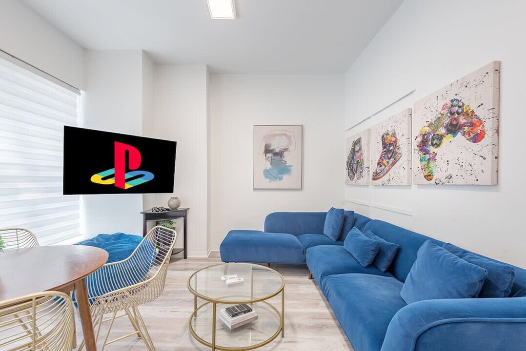 1216 Stanley St in Montréal, QC - Building Photo