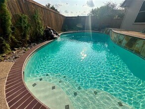 198 Radecke Rd in Krum, TX - Building Photo - Building Photo