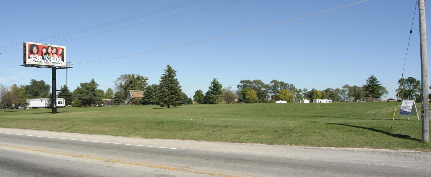 Enchanted Shores Rv Campground in Peotone, IL - Foto de edificio