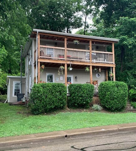 196 W Washington St, Unit 196