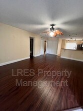 3651 N Goldenrod Rd in Winter Park, FL - Foto de edificio - Building Photo