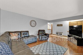 1311 Ottawa Ave in Royal Oak, MI - Building Photo - Building Photo