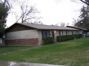 1225 W Jackman St in Lancaster, CA - Building Photo