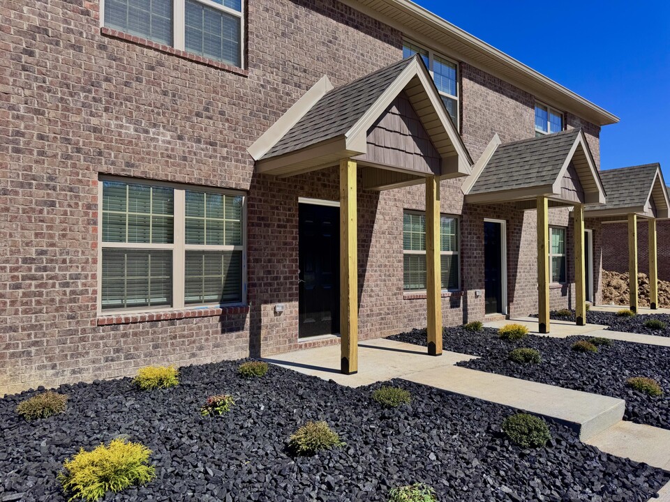 1617 KY-1247 in Somerset, KY - Building Photo