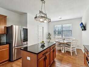 11731 Pandorea in San Antonio, TX - Building Photo - Building Photo