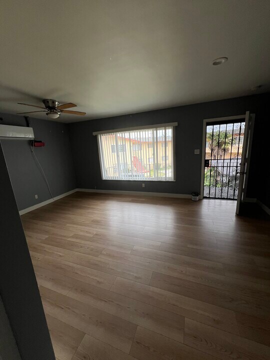 6906 Marbrisa Ave, Unit C in Huntington Park, CA - Building Photo