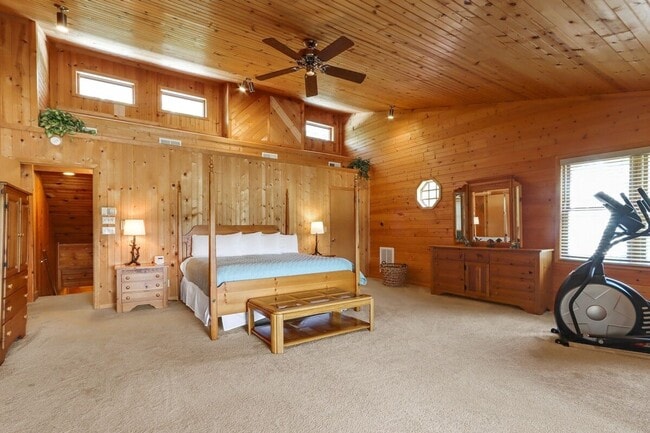 814 Inlet Shore Dr in Delavan, WI - Building Photo - Building Photo
