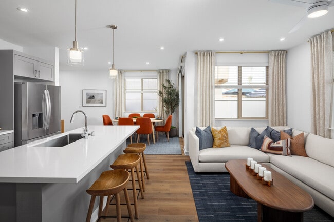 Independence in Dixon