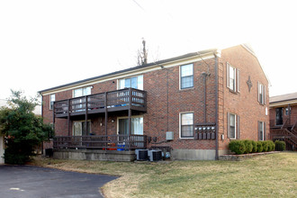 2707 Riedling Dr in Louisville, KY - Building Photo - Building Photo