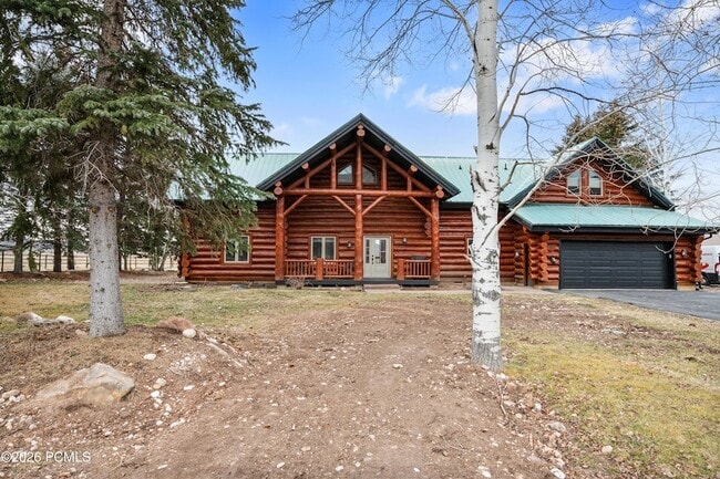 property at 948 S Foothill Dr