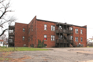 648-654 S Hecks Ln Apartments