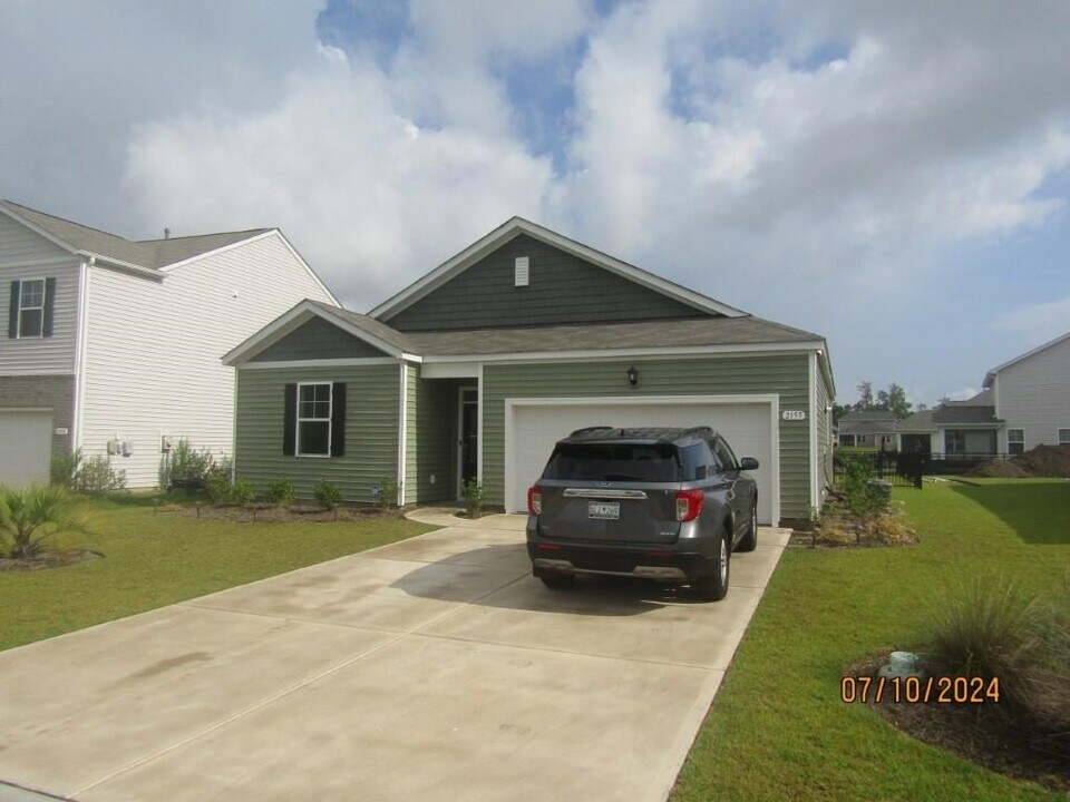 2155 Ainsley Dr in Little River, SC - Building Photo