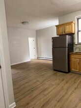 998 Broadway in Bayonne, NJ - Building Photo - Building Photo