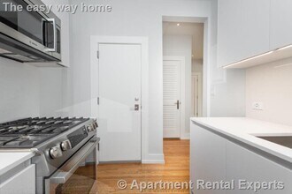 16 Forest St in Cambridge, MA - Building Photo - Building Photo