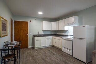 Evergreen Park of Stow in Stow, OH - Building Photo