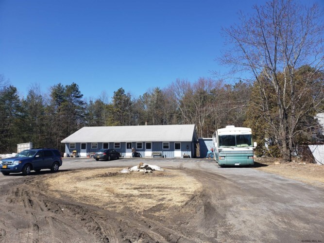 1331-1335 Route 9 in Gansevoort, NY - Building Photo