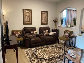 4611 Monarch Blue Ln in Fresno, TX - Foto de edificio - Building Photo