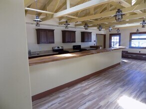 740 W Foothill Blvd in San Luis Obispo, CA - Building Photo - Building Photo