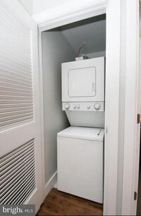 1527 South St photo'