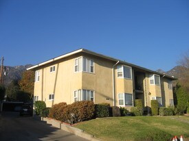 Minoru Dr., 1915 in Altadena, CA - Building Photo