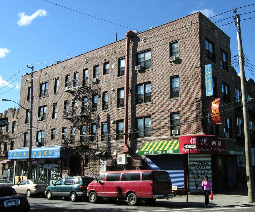 6203 8th Ave in Brooklyn, NY - Foto de edificio