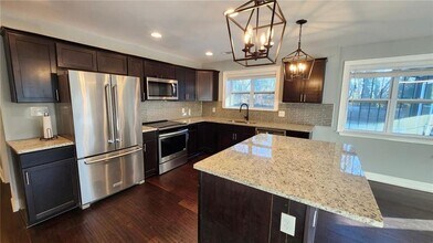 1786 Stanton Rd SW in Atlanta, GA - Building Photo - Building Photo