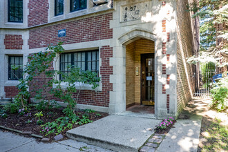 5712 S Kenwood Ave in Chicago, IL - Building Photo - Building Photo