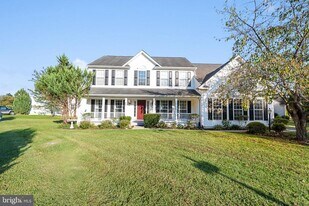 38 Houser Dr in Lovettsville, VA - Building Photo