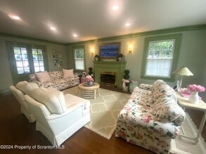 1008 Electric St in Scranton, PA - Building Photo - Building Photo