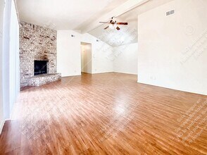 109 Hughson Ct in San Marcos, TX - Building Photo - Building Photo