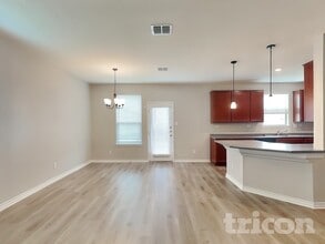 2631 Green Leaf Way in San Antonio, TX - Building Photo - Building Photo