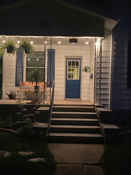1310 N Clay Ave in Springfield, MO - Building Photo