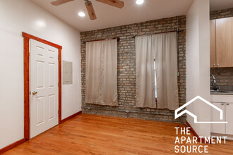 1228 N Cleaver St, Unit 2R in Chicago, IL - Building Photo - Building Photo