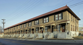 Oakley Commons Apartments