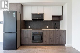 5 Defries St in Toronto, ON - Building Photo - Building Photo