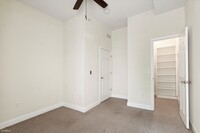1408 Willington St photo'