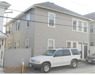 3 Porrazzo Rd in Hull, MA - Building Photo