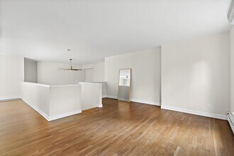 211 14TH St in Hoboken, NJ - Building Photo - Building Photo