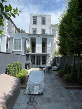 2802 P St NW in Washington, DC - Foto de edificio - Building Photo