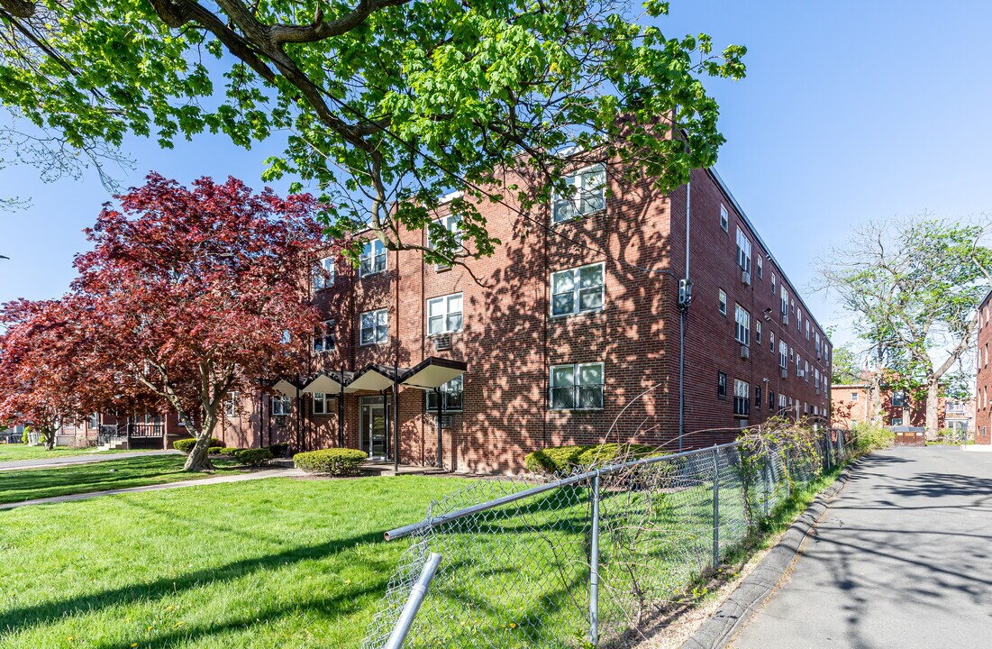 27 Imlay St in Hartford, CT - Building Photo
