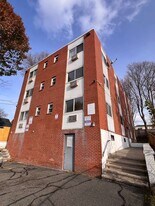 76 Palisade Ave in Bridgeport, CT - Building Photo