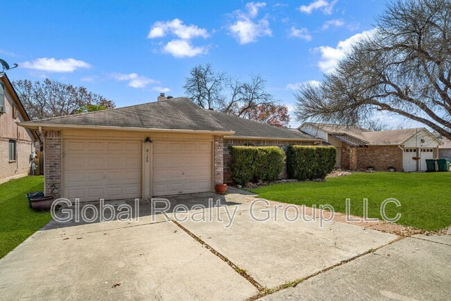 8120 Forest Dawn in Live Oak, TX - Building Photo - Building Photo