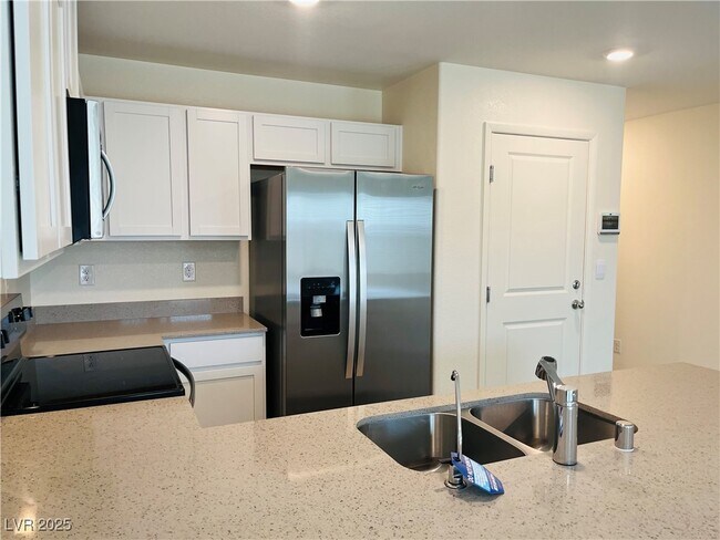 property at 10160 Mulberry Rdg St